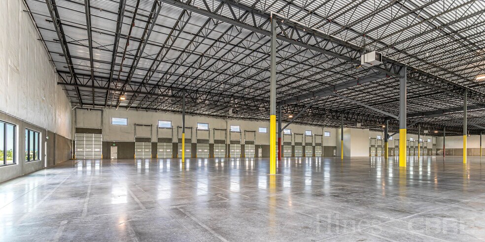 More Photos Of 5645 Kitty Hawk Dr, Loveland Distribution For Lease