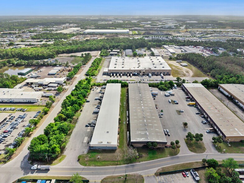 More Photos Of 10235 General Dr, Orlando Warehouse For Sale