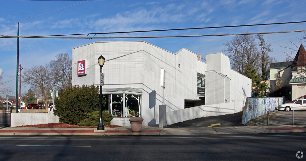 Primary Photo Of 2112 Madison Rd, Cincinnati Storefront Retail Office For Sale