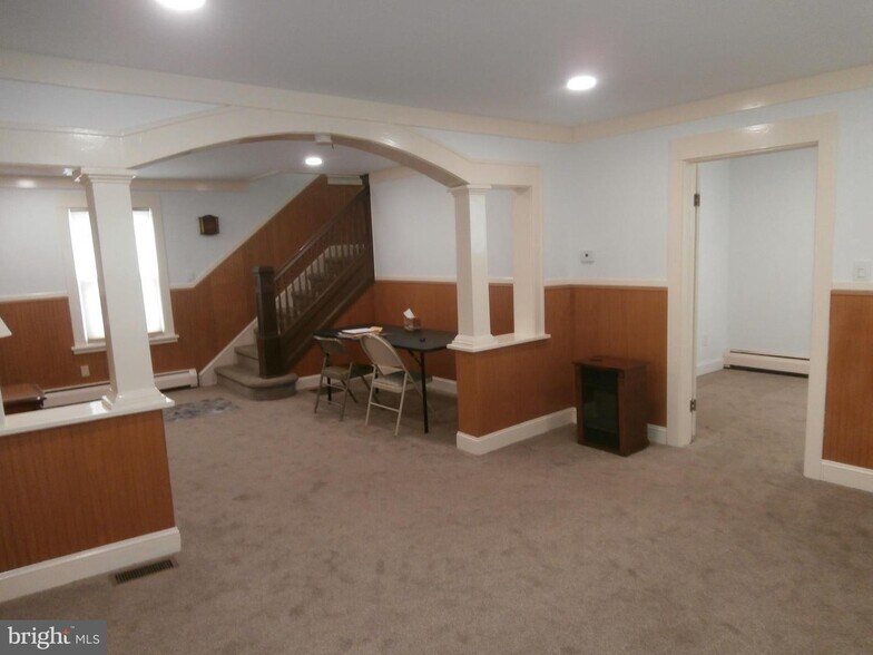 More Photos Of 306 N Oxford Valley Rd, Fairless Hills Office For Sale