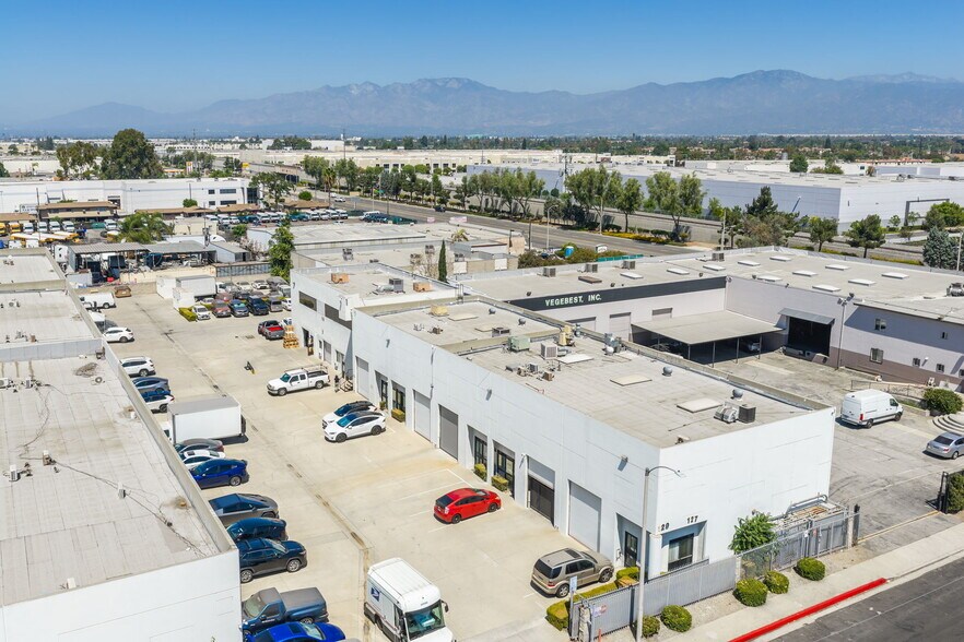 More Photos Of 127-129 S 8th Ave, La Puente Warehouse For Sale