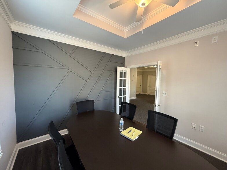 More Photos Of 3105 Creekside Village Dr, Kennesaw Office For Sale