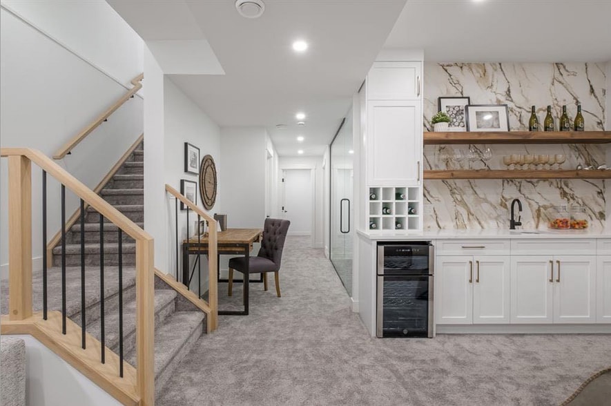 More Photos Of 1445 28 St SW, Calgary Multifamily For Sale