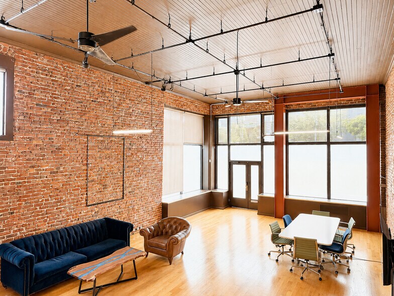 More Photos Of 1099 Folsom St, San Francisco Loft Creative Space For Lease