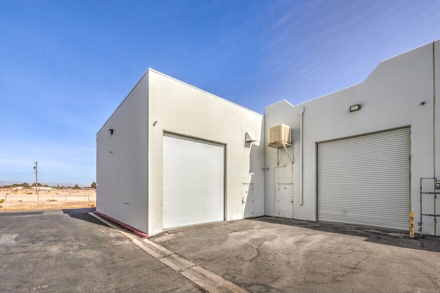 More Photos Of 5965 Harrison Dr, Las Vegas Warehouse For Sale