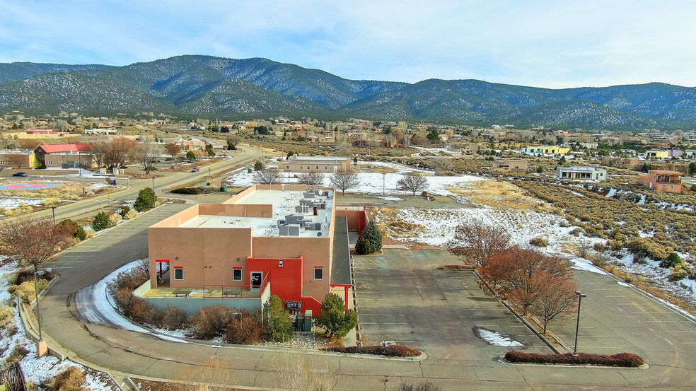 More Photos Of 1398 Weimer Rd, Taos Medical For Sale