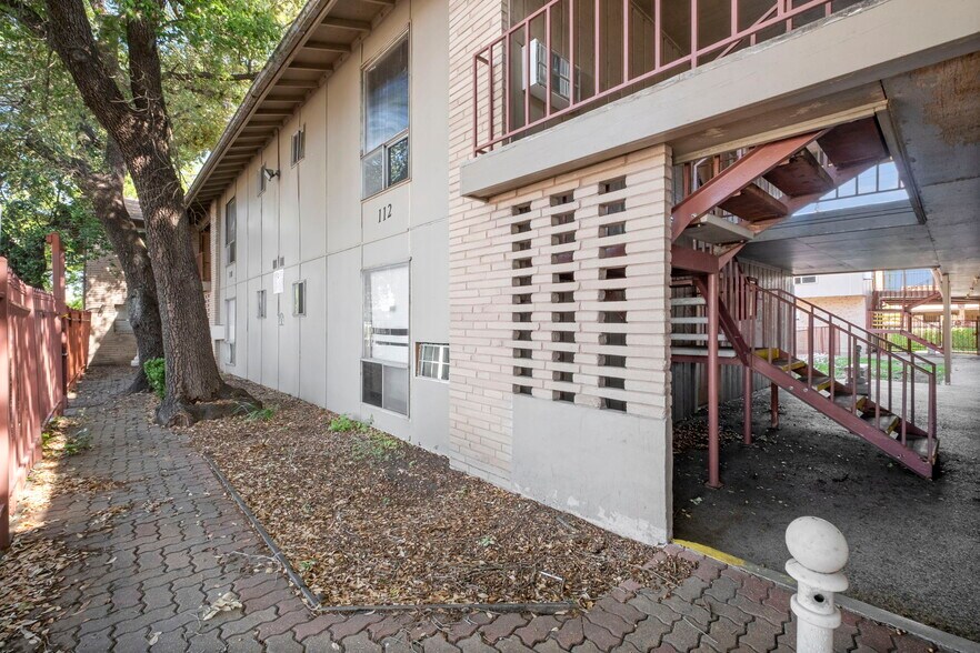 More Photos Of 110 Mary Louise Dr, San Antonio Apartments For Sale