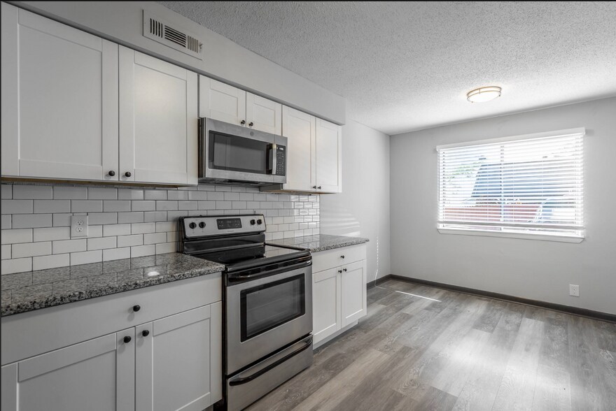 More Photos Of 3600 Shirl Jo Ln, East Ridge Apartments For Sale