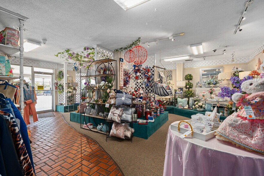 More Photos Of , Orlando Industrial For Sale