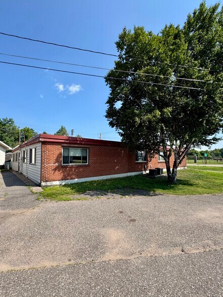 More Photos Of 701 N Teal Lake Ave, Negaunee Office For Sale