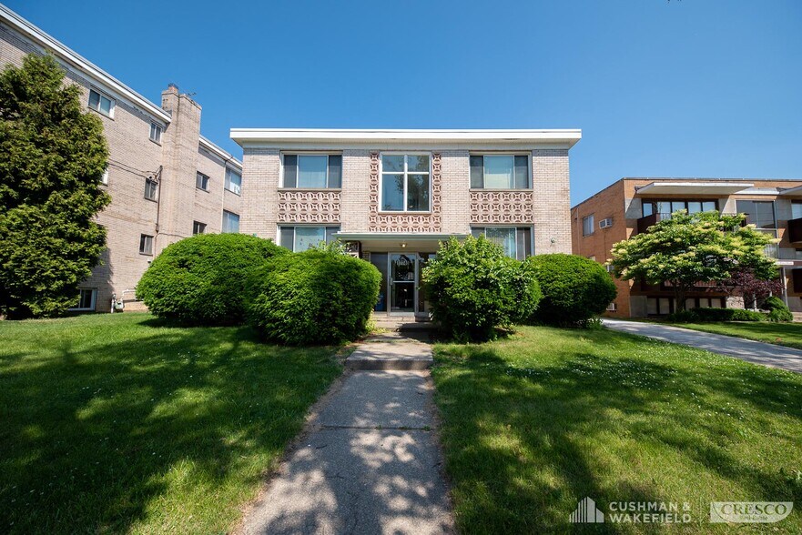 More Photos Of 17740 Lakeshore Blvd, Cleveland Apartments For Sale