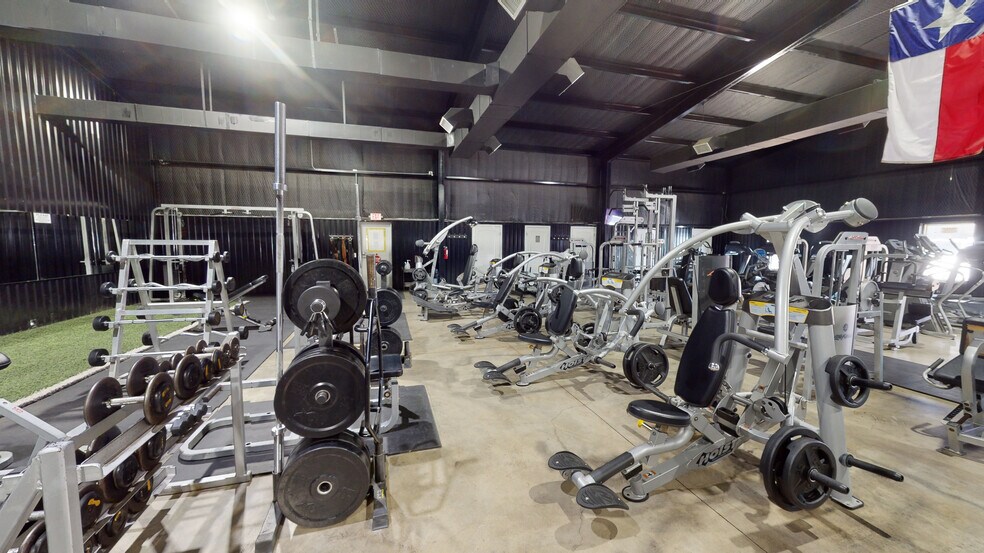 More Photos Of 1215 NW 1st Plz, Andrews Restaurant For Sale