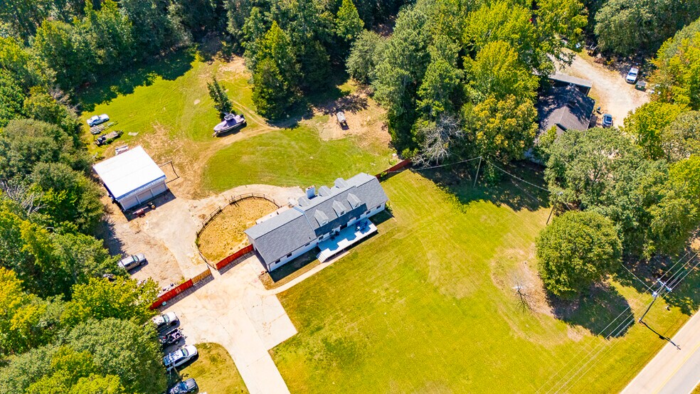 Primary Photo Of 4181 McBrayer Rd, Oakwood Industrial For Sale