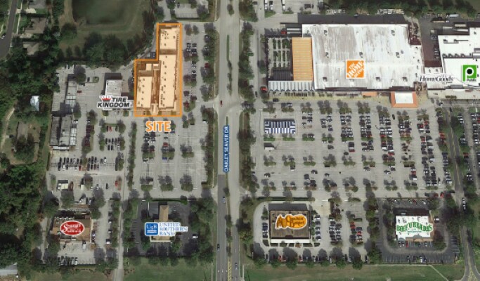 More Photos Of 1200 Oakley Seaver Dr, Clermont Unknown For Lease