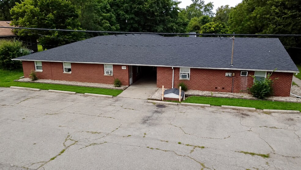 Primary Photo Of 709 S Hutchinson Ave, Muncie Apartments For Sale