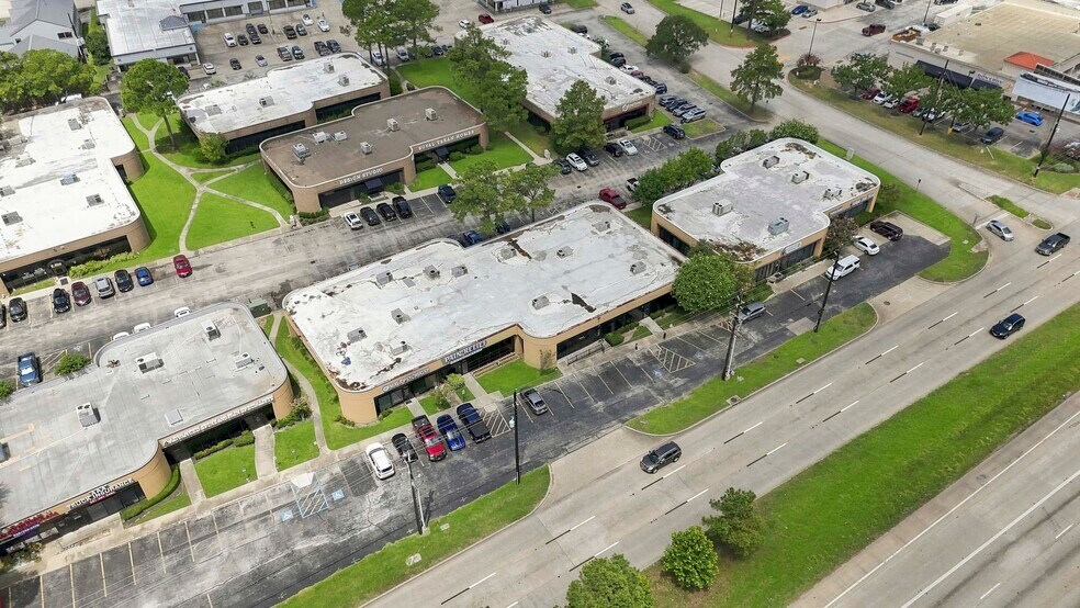 More Photos Of 25319 Interstate 45, Spring Medical For Lease
