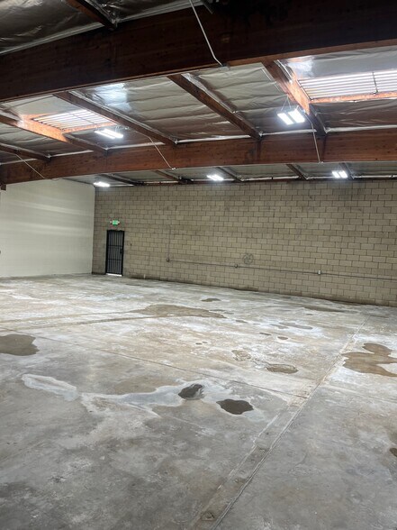 More Photos Of 2535 Merced Ave, South El Monte Warehouse For Lease