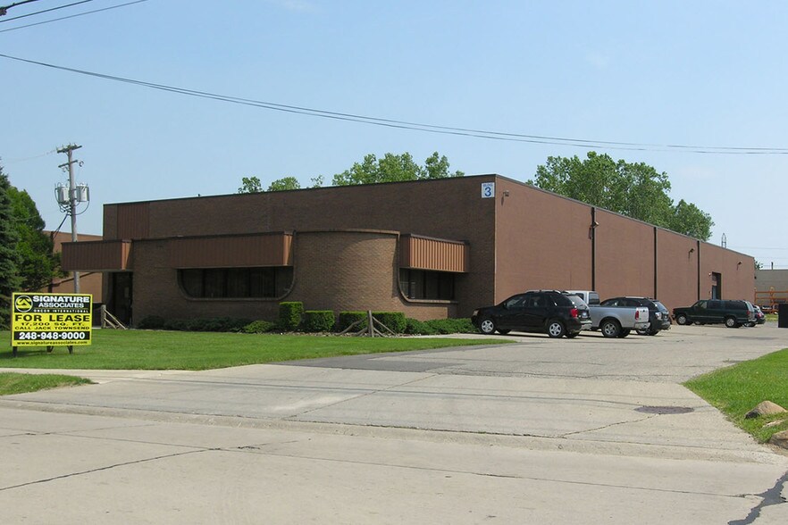 Primary Photo Of 35687 Industrial Rd, Livonia Warehouse For Lease