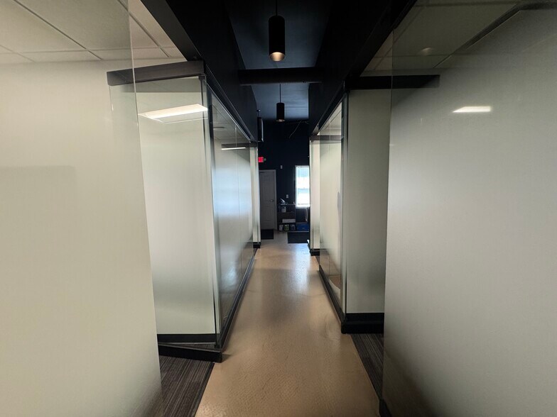 More Photos Of 2146 N Karwick Rd, Michigan City Office For Lease