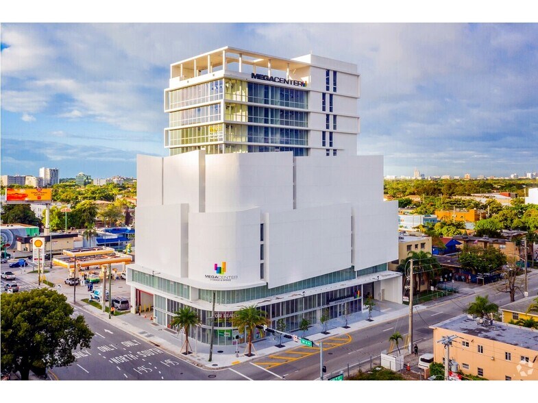 Primary Photo Of 420 SW 7th St, Miami Land For Lease