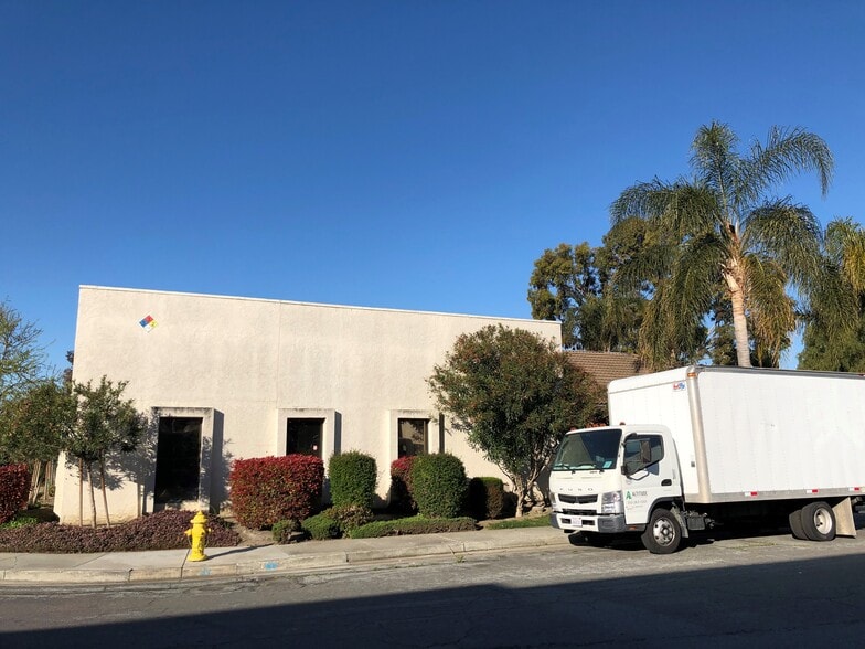 More Photos Of 1605 Remuda Ln, San Jose Light Distribution For Lease