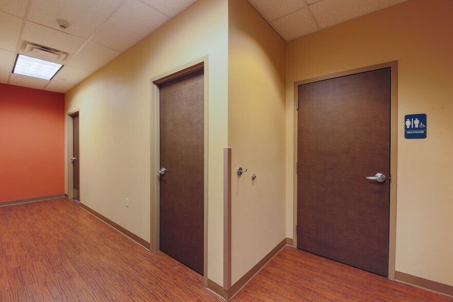 More Photos Of 3270 Joe Battle Blvd, El Paso Medical For Lease