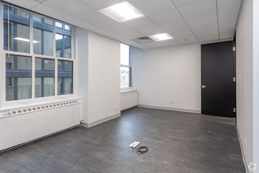 Photo of 21st Floor Ste 2120