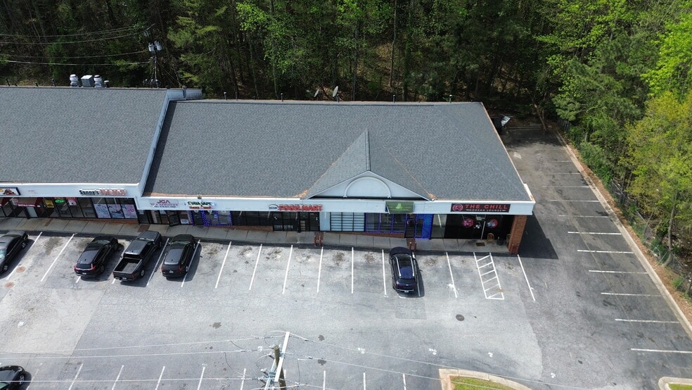 More Photos Of 414 N Hairston Rd, Stone Mountain Freestanding For Sale