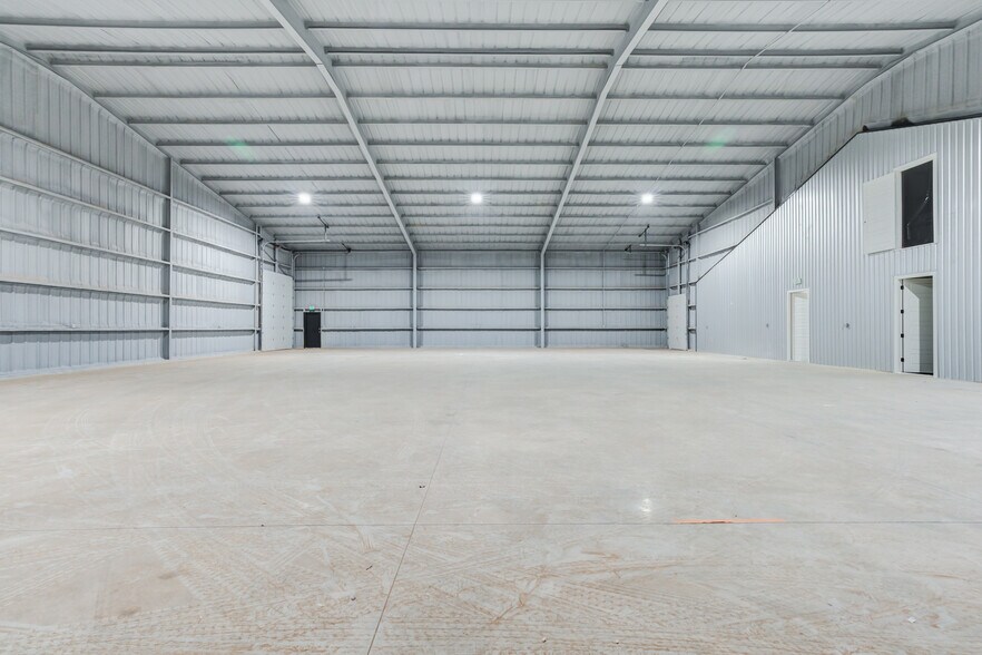 More Photos Of 3913 County Road 1350, Lubbock Industrial For Sale