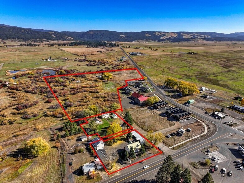 More Photos Of 211 N Norris Ave, New Meadows Hotel For Sale