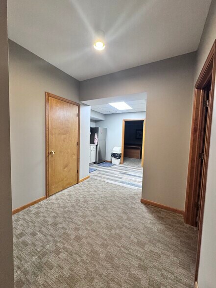 More Photos Of 217 N Randolph St, Macomb Office For Sale