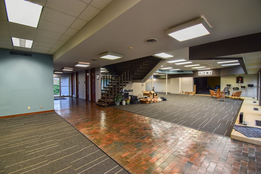 More Photos Of , Tuscaloosa Unknown For Sale