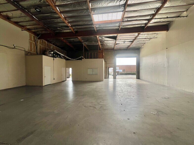 More Photos Of 4455-4487 Rowland Ave, El Monte Warehouse For Lease