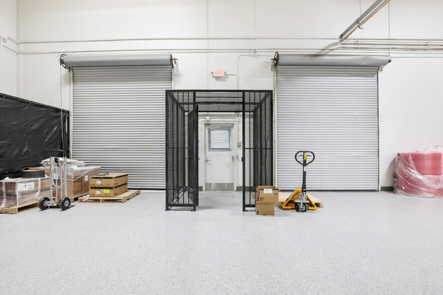 More Photos Of 32 Mauchly, Irvine Manufacturing For Sale