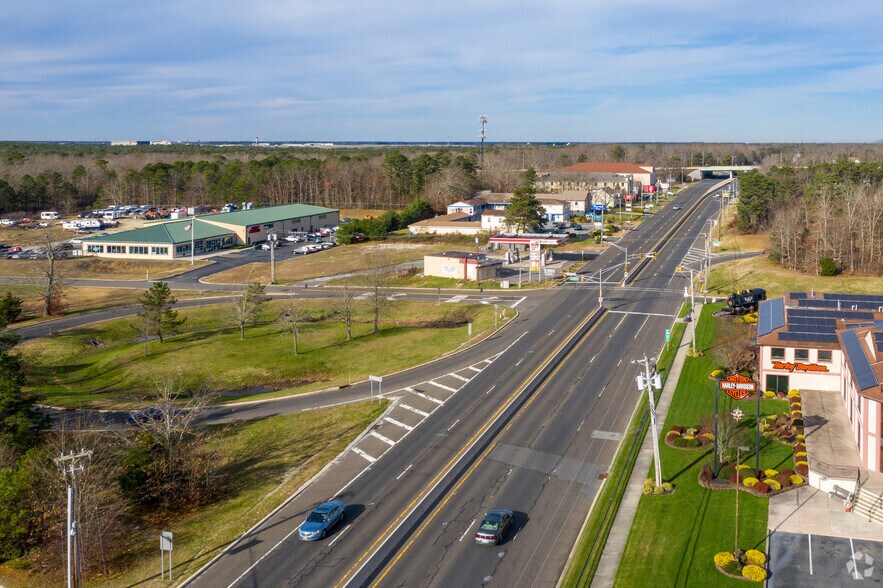 More Photos Of 206 E White Horse Pike, Galloway Hotel For Sale