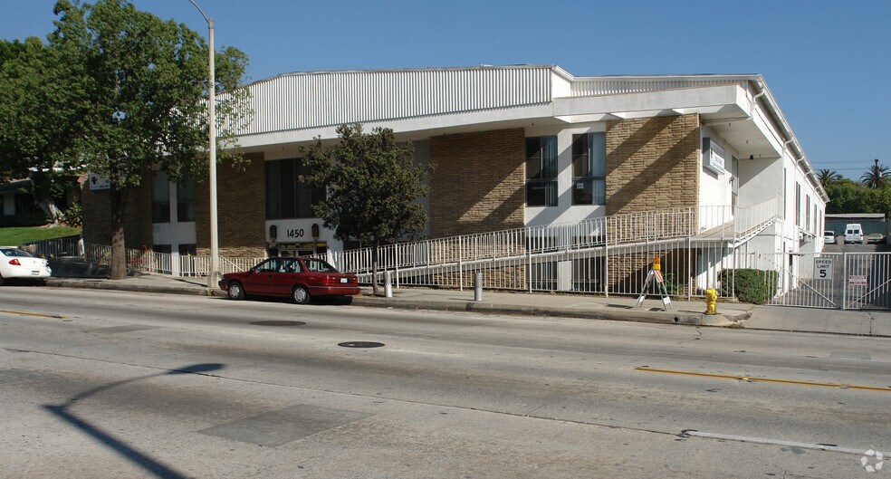 More Photos Of 1450 Fair Oaks Ave, Pasadena Skilled Nursing Facility For Sale
