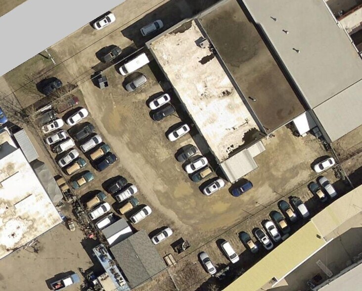 More Photos Of 4727 60 St, Red Deer Service For Sale