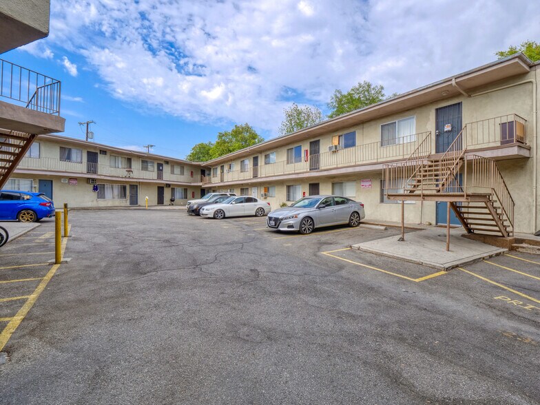 More Photos Of 8649 Sunland Blvd, Sun Valley Apartments For Sale