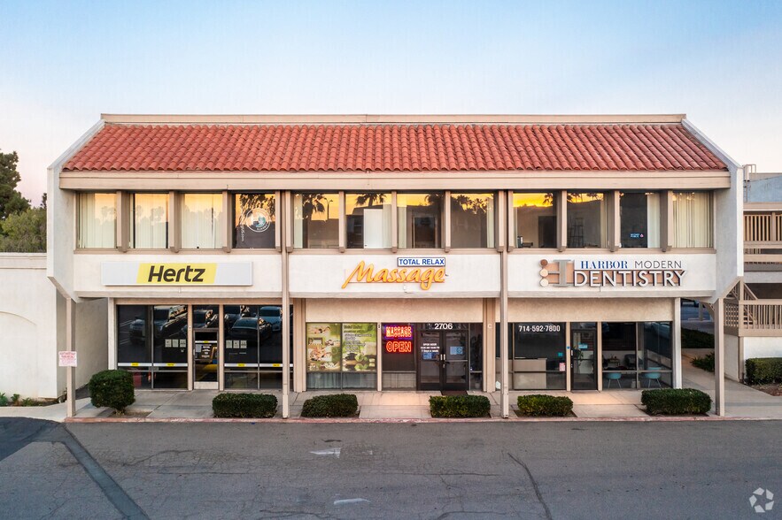 More Photos Of 2706 Harbor Blvd, Costa Mesa Storefront Retail Office For Lease