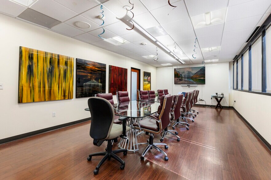 More Photos Of 4100 S Shepherd Dr, Houston Medical For Sale