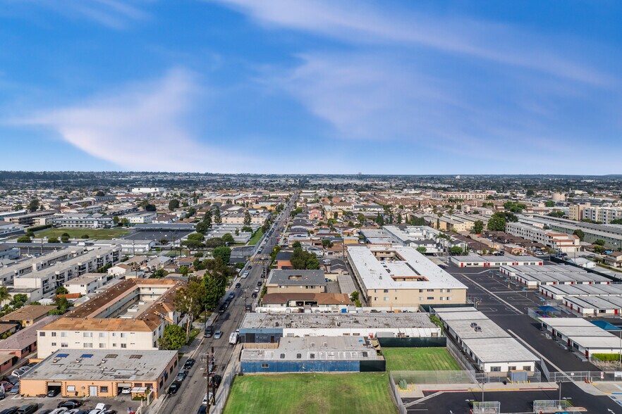 More Photos Of 3642 W 139th St, Hawthorne Movie Radio TVStudio For Lease