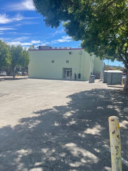 More Photos Of 7500 Monterey Rd, Gilroy Freestanding For Sale