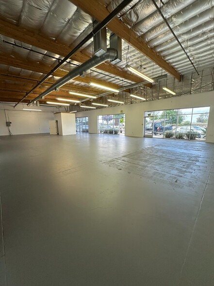 More Photos Of 1625 Main St, Oakley Storefront For Lease