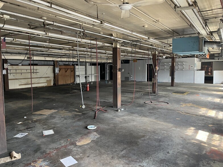 More Photos Of 23 Farrar St, Lynn Warehouse For Lease