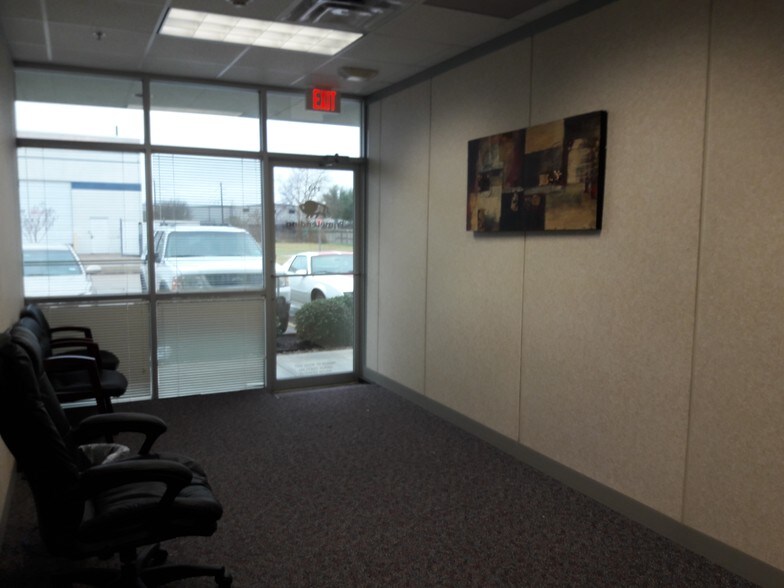 More Photos Of 1773 Westborough Dr, Katy Flex For Sale