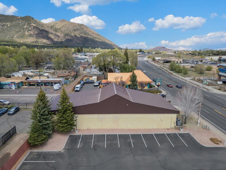 More Photos Of 2290 E Route 66, Flagstaff Office For Sale