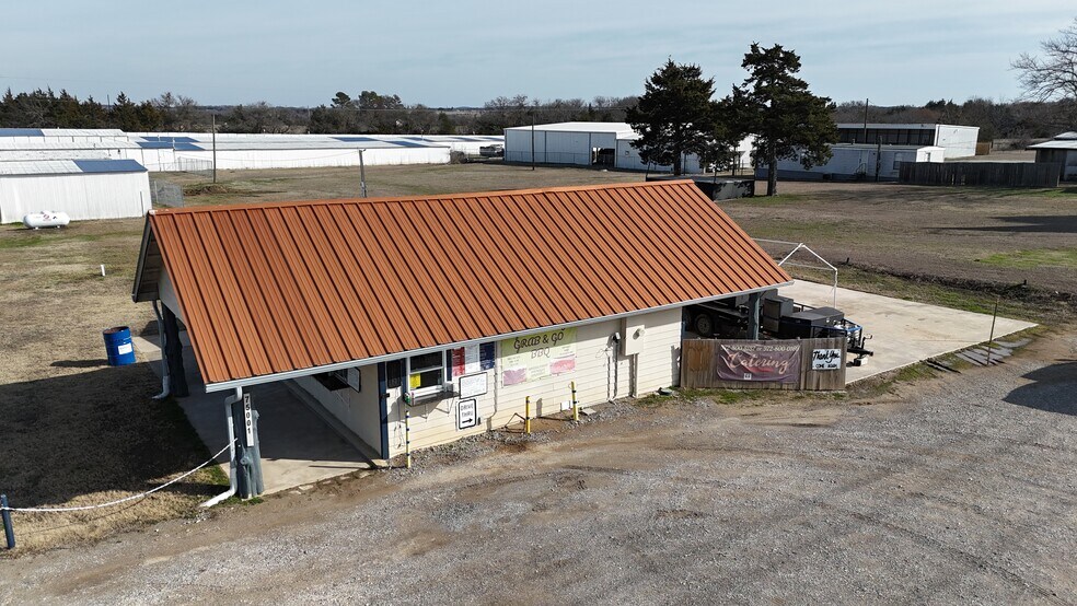 More Photos Of 75005 N Hwy 289, Pottsboro Hotel For Sale