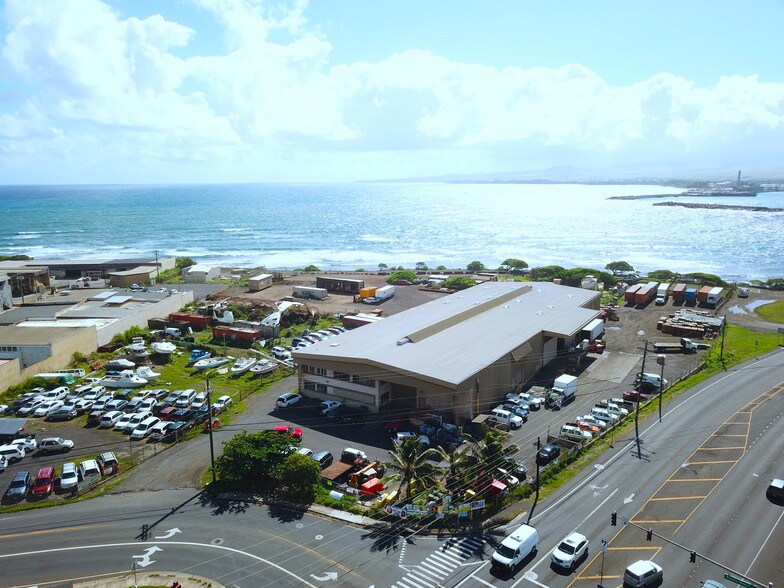 More Photos Of 200 Waiehu Beach Rd, Wailuku Warehouse For Sale