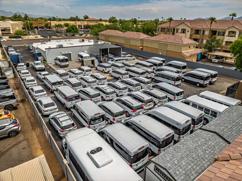 More Photos Of 18432 N Cave Creek Rd, Phoenix Flex For Lease