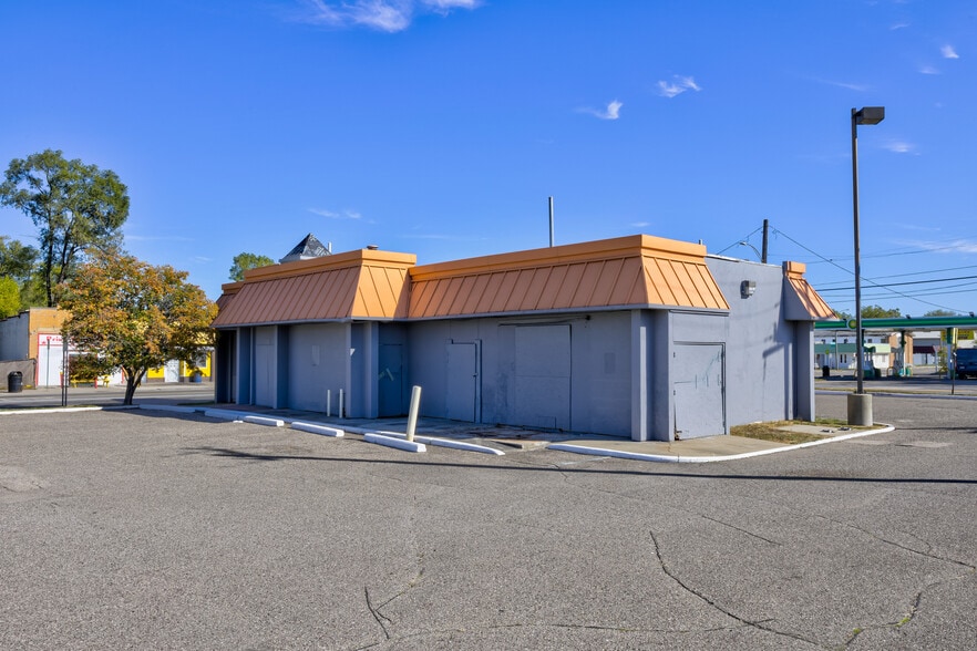 More Photos Of 1850 McNichols Rd, Detroit Fast Food For Sale